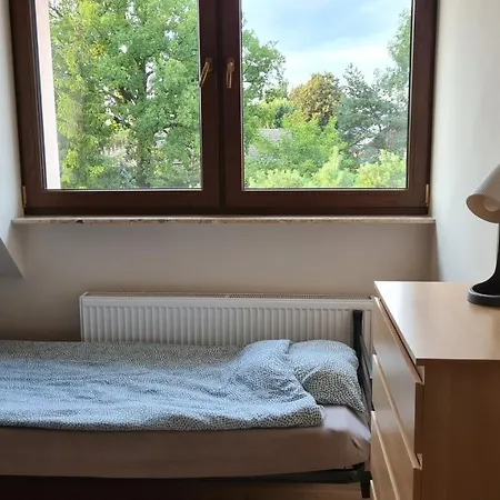 Hostel W20