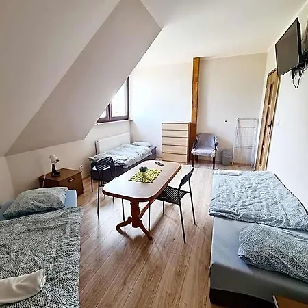 Hostel W20